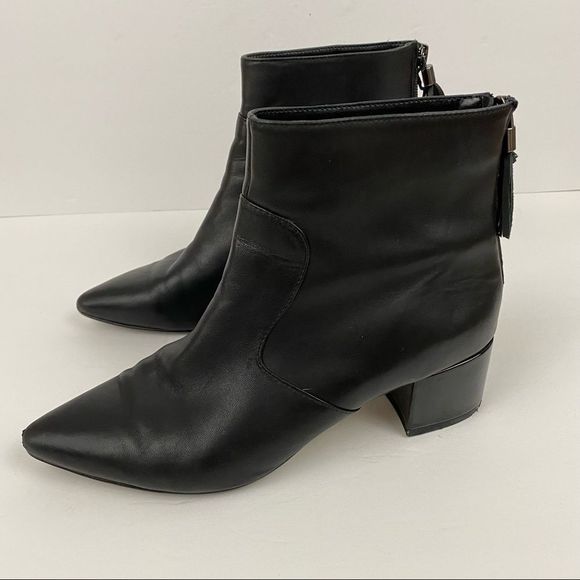 Karl Lagerfeld • Maude Booties - Picture 5 of 11